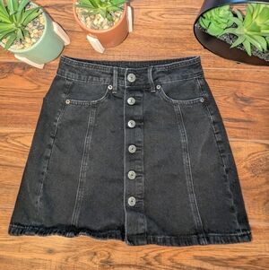 Black American Eagle 00 Jean Skirt